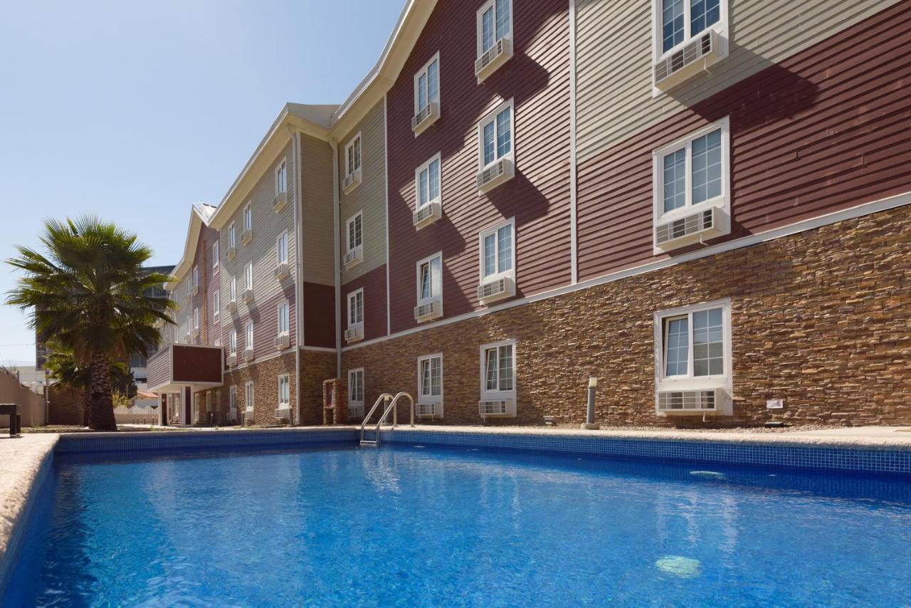 Extended Suites Saltillo Galerias Exterior foto